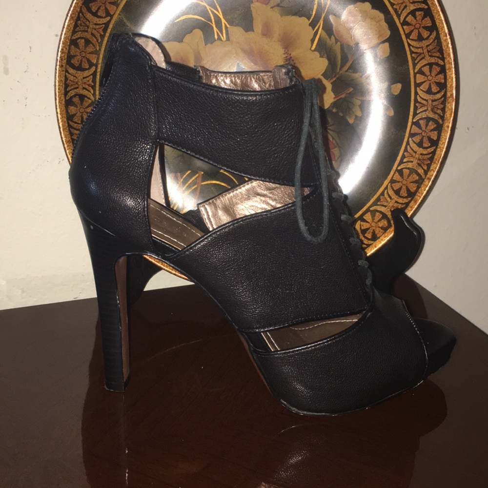 BCBGeneration - Picture 14 of 16